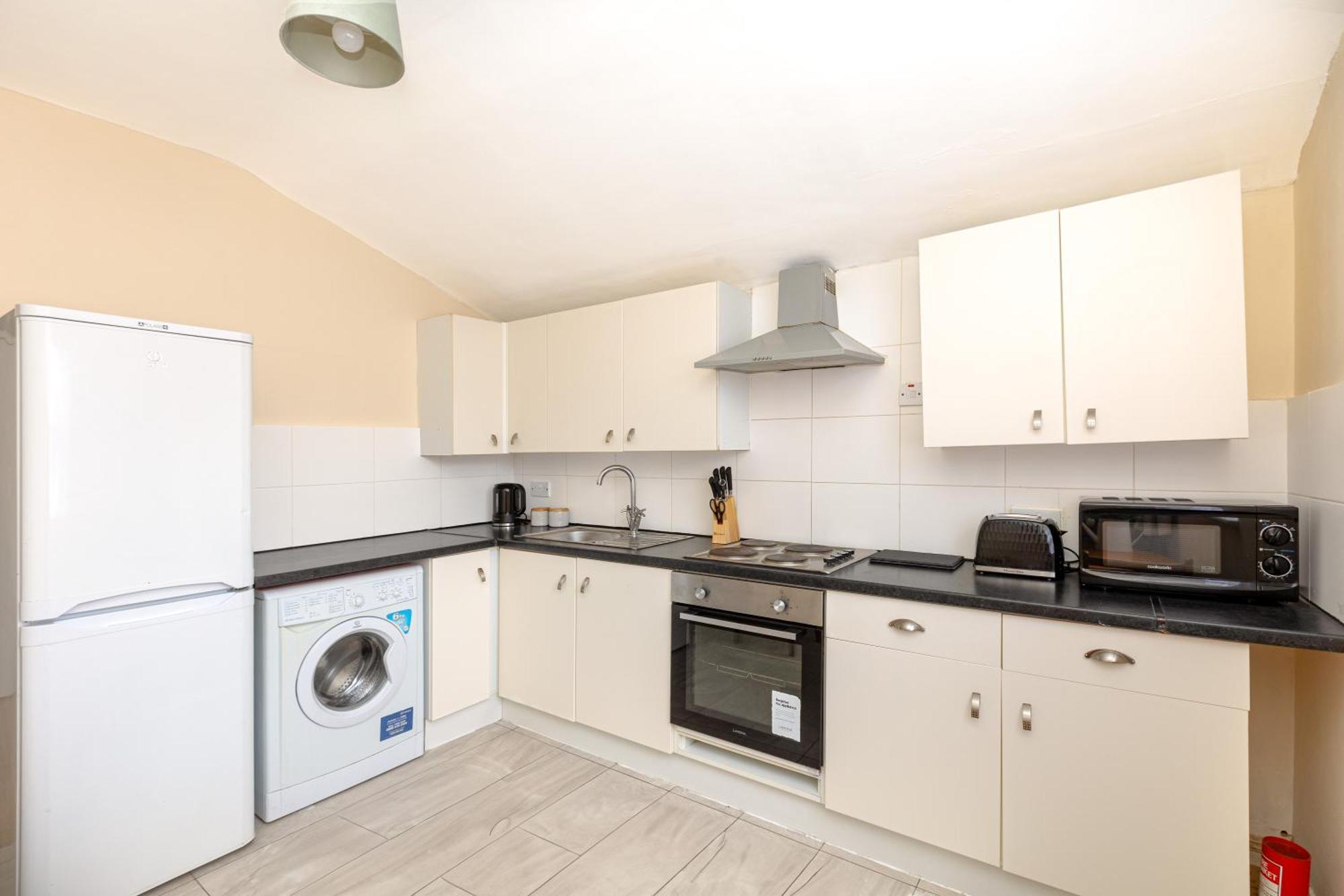 Appartamento Bright 1br Flat, East London, 5min Upton Park Tube Londra